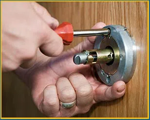 Elmhurst Locksmith Store Elmhurst, IL 630-518-9342 - 8-new-lock-install